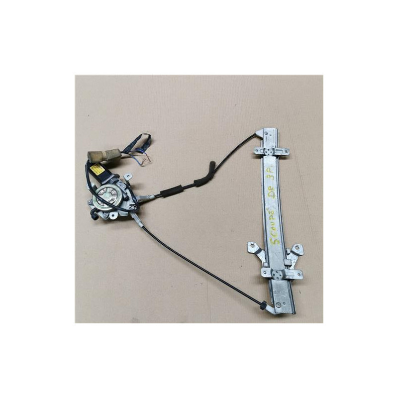 ELEVALUNAS ELECTRICO DCHO.