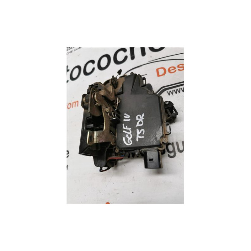 CERRADURA PUERTA TRA. DCHA.