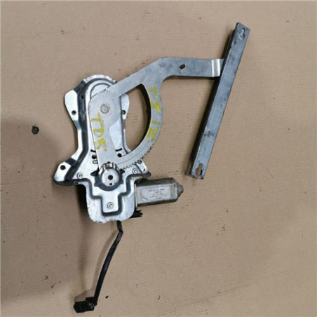 ELEVALUNAS ELECTRICO TRA. IZDO.