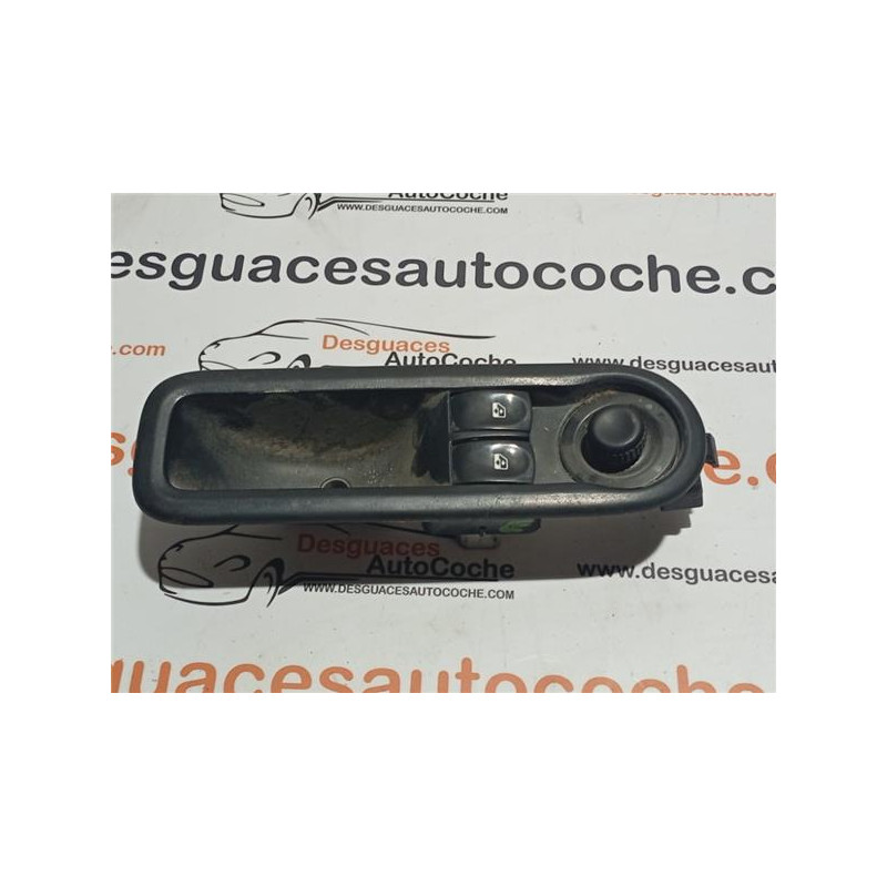 BOTONERA PUERTA DEL. IZDA.