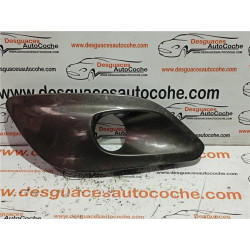 REJILLA PARAGOLPES DEL. DCHA.