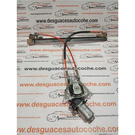 ELEVALUNAS ELECTRICO DCHO.