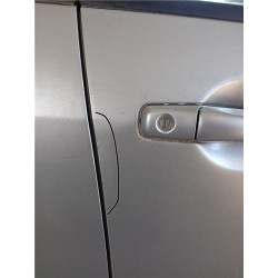 PUERTA DEL. DCHA.