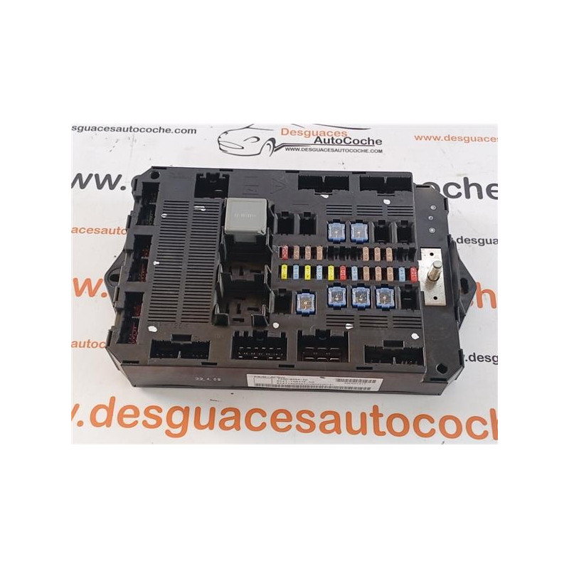 CAJA FUSIBLES/RELE