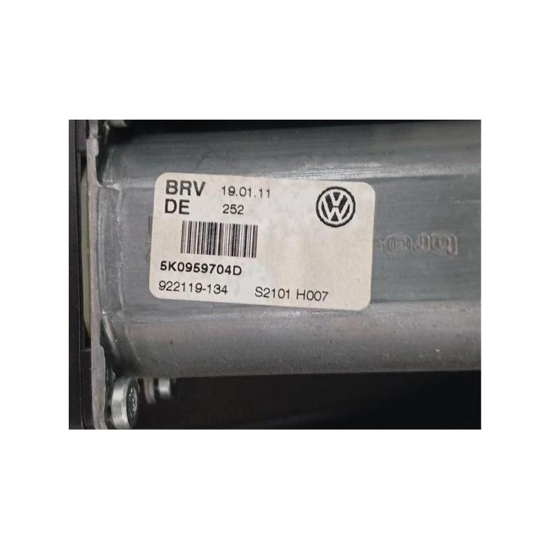ELEVALUNAS ELECTRICO TRA. DCHO.