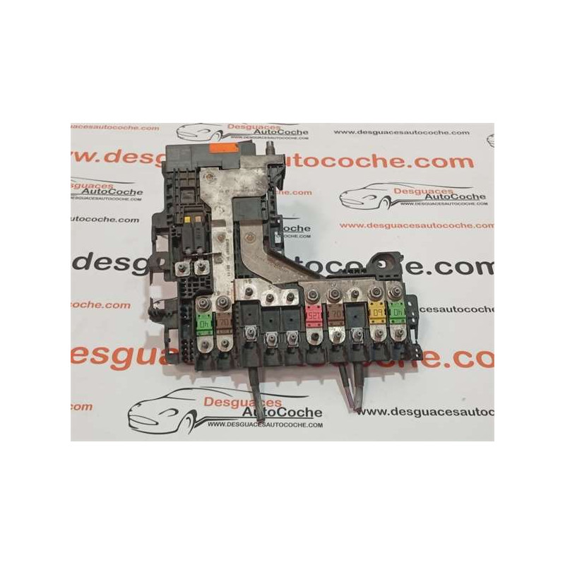 CAJA FUSIBLES/RELE