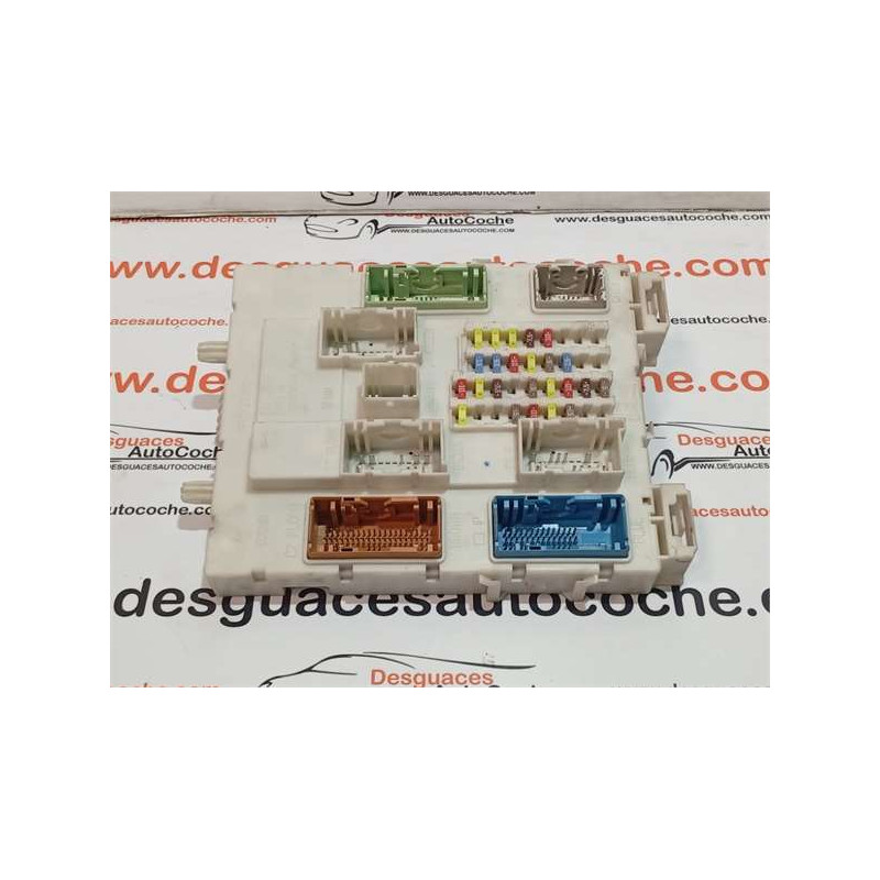 CAJA FUSIBLES/RELE