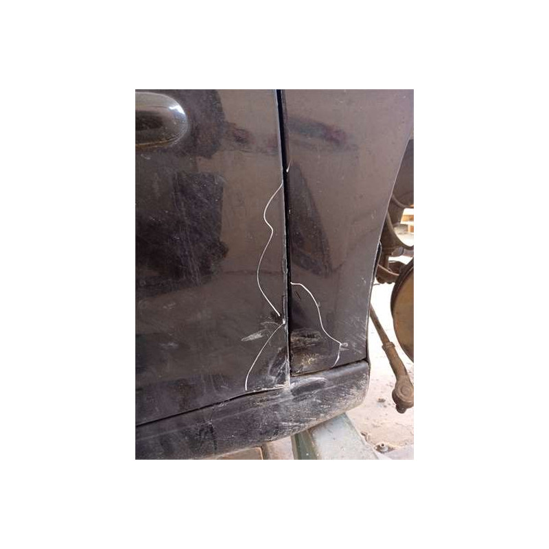PUERTA DEL. DCHA.
