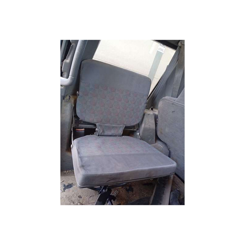 ASIENTO 3ª FILA IZDO.